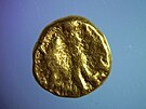 Zlatá 1/24 keltského statéru ze 2. století ped naím letopotem