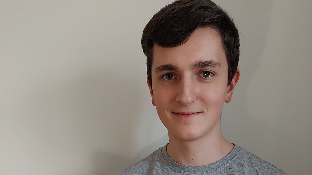 Student vytvořil originální atlas kraje, zpestřil ho dinosaury i smajlíky