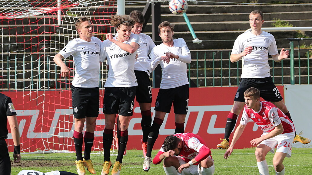 Pardubice - Sparta 2:2, hosté ztratili dvougólový náskok i druhé místo
