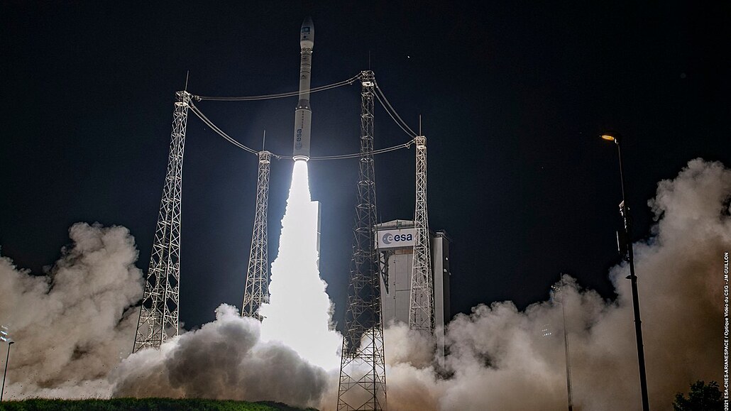 Raketa Vega vynesla satelit na oběžnou dráhu, pomohla i brněnská firma
