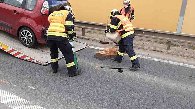 U hromadné nehody na obchvatu Zvole zasahovaly  jednotky hasičů ze stanice Zábřeh a Šumperk a jednotky SDH Mohelnice a Zábřeh.