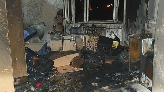V Zábřehu hořela dvoupodlažní ubytovna, evakuováno bylo více než padesát lidí. (23. dubna 2021)