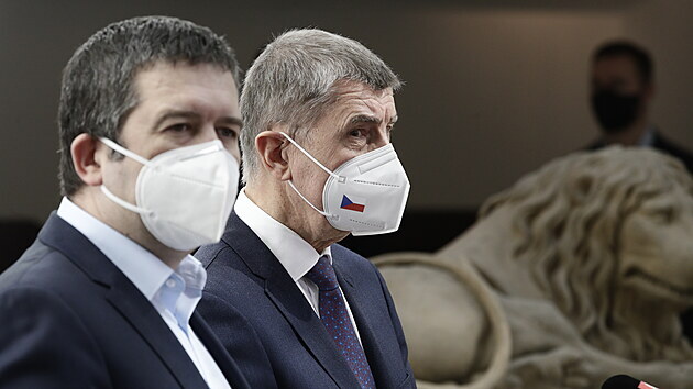 Premir Andrej Babi se omluvil za sv slova k vbuchu ve Vrbticch, e lo o tok na zbo uren pro bulharskho obchodnka se zbranmi. "To slovo bylo neastn," ekl Babi. (20. dubna 2021)