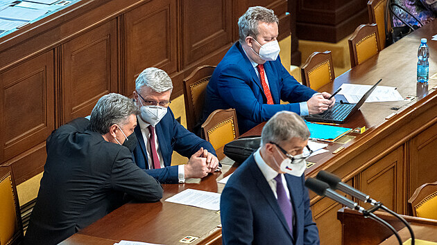 Poslanecká sněmovna Praha na jednání 98. schůze o kauza Vrbětice. Karel Havlíček, Pavel Blažek a Andrej Babiš.(20. dubna 2021)