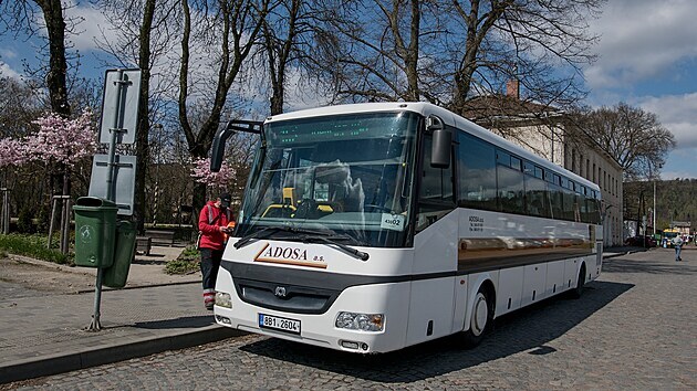 Autobus IDS JmK v Zastvce u Brna