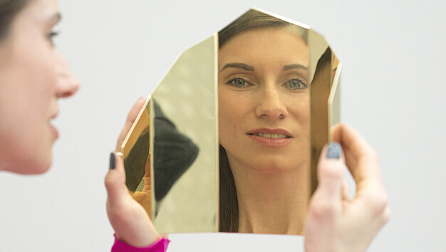 Cenou pro vítěze už 15. ročníku se stalo zrcadlo z různých druhů kovu od Lucie Koldové.