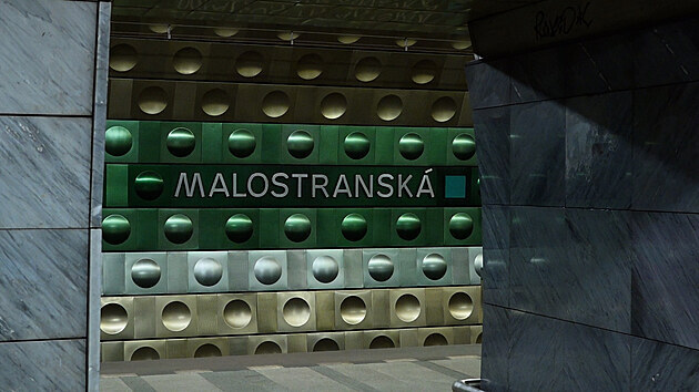 Stanice pražského metra Malostranská