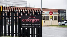Závod podniku Emergent v Baltimoru, kde se vyrábla okovací látka spolenosti...
