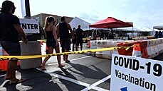 Očkovací centrum v Orlandu na Floridě (25. dubna 2021)