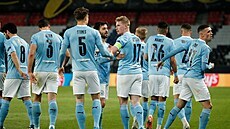 Fotbalisté Manchesteru City slaví gól na hiti PSG.