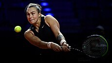 Aryna Sabalenková ve finále stuttgartského turnaje