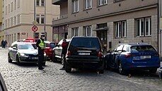 Policisté v Praze vyjídli k hromadné dopravní nehod, pi které opilý mu...