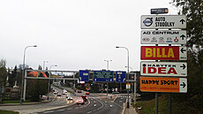 Magistrát v lo�ském roce oznámil zám�r odstranit 1 800 informa�ních a sm�rových...