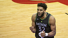 Karl-Anthony Towns z Minnesota Timberwolves po povedeném momentu.