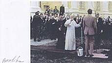 Lípu zasadil pape Jan Pavel II. v roce 1990 pi návtv Velehradu.