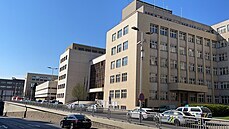 Anonym nahlásil bombu v budov� ministerstva vnitra na pra�ské Letné. (27.4.2021)