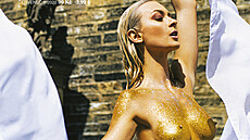 Barbora Mottlová na obálce magazínu Playboy (ervenec 2020)