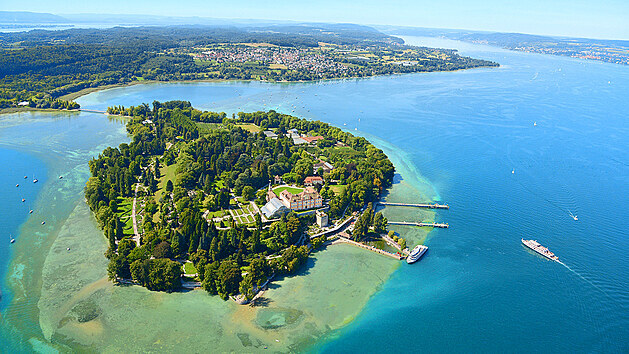 Mainau je t�et� nejv�t�� ostrov Bodamsk�ho jezera.