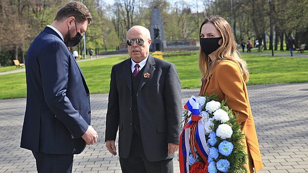Rusk generln konzul Alexandr Kalaev (vlevo) s honorrnm konzulem v Ostrav Aleem Zednkem.