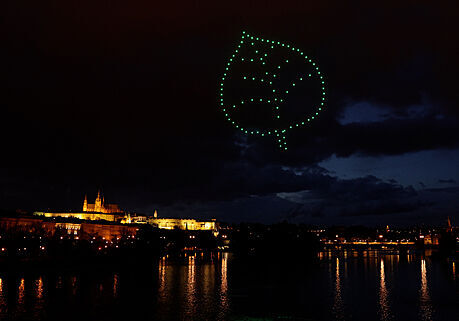 První dronová show v esku se konala na zaátku dubna v Praze.