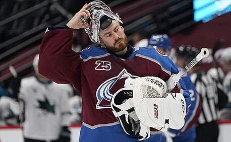 Branká Colorada Philipp Grubauer v duelu se San Jose