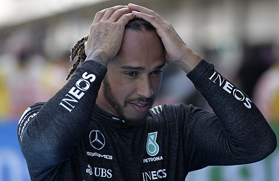 Lewis Hamilton odstartuje do Velké ceny panlska z prvního místa. Kvalifikaci...