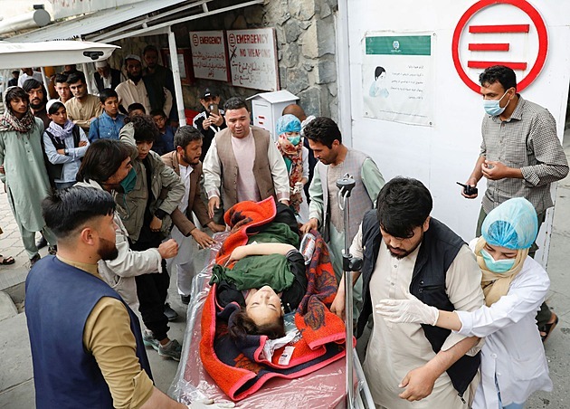 U školy v Kábulu vybuchla bomba. Nejméně 40 mrtvých, hlavně z řad studentů