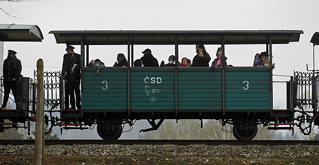 Úzkokolejka s párou byla pojítkem atrakcí, bez ní se čeká úbytek turistů