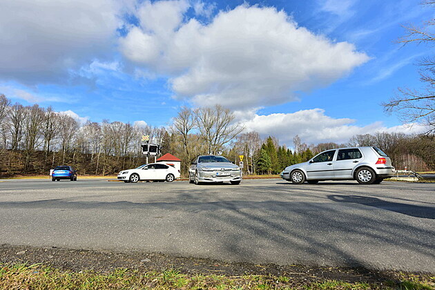 Kiovatka u Stítee nad Bevou je astým místem dopravních nehod. Problémy tu...
