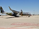 Armda pevzala ve panlsk Seville nov letoun CASA.  (7. kvtna 2021)