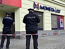 Policie vyetuje pepadení banky na Andlu v Praze 5. (3.5.2021)
