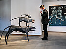 Michael Gabriel: Ti psi, 1985, výka 130 cm, textil, papír, dráty