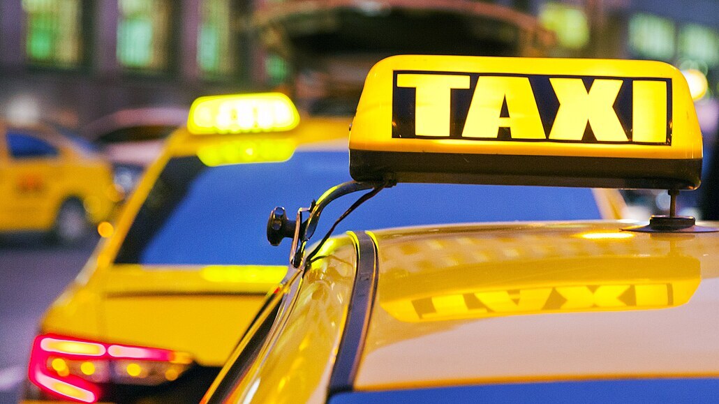 Jak jsou na tom taxislužby ve vylidněném městě