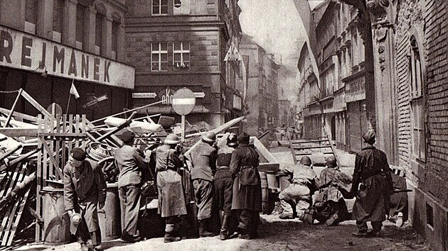 Pra�sk� povst�n�, kv�ten 1945