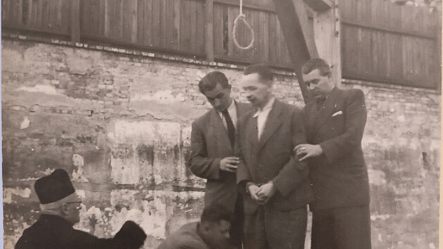 Vedouc� exekutivy odd�len� zl�nsk�ho gestapa Karl Raschka byl popraven 13. z��� 1946.