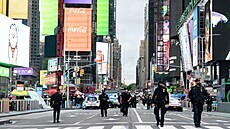 Na náměstí Times Square v New Yorku se v sobotu strhla potyčka mezi několika...