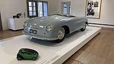 Replika prvního automobilu Porsche  model 356