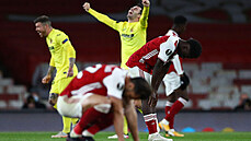 Bukayo Saka a jeho spoluhráči z Arsenalu vstřebávají vyřazení ze semifinále...