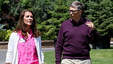 Melinda Gatesová a Bill Gates (Sun Valley, 10. ervence 2014)