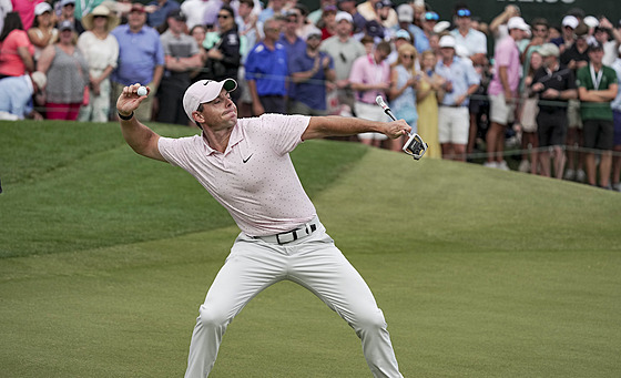 Rory McIlroy po triumfu ve Wells Fargo Championship.