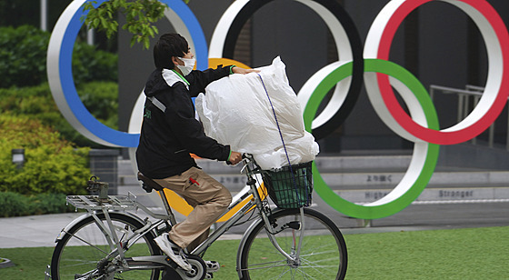 Japonsko se nkolik msíc ped zahájením olympiády potýká s nakalivjí...