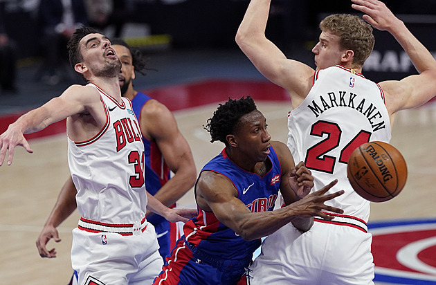 Chicago vyhrálo potřetí za sebou, Satoranský měl sedm asistencí