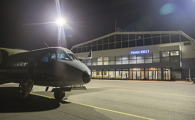 Kbelské vojenské letiště čeká oprava ranveje. Přistávat by zde mohla i F-35