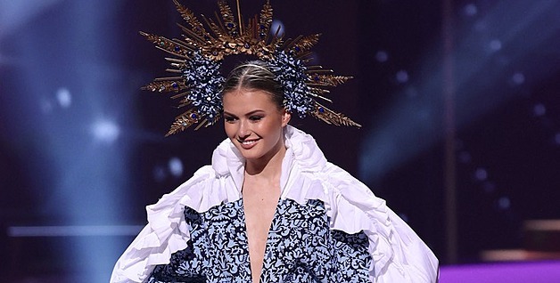 Prezentace dokonalosti je pro mladé lidi problém, míní modelka Vavrušková