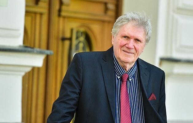 Spisovatel Jaroslav Pospíil oslavil letos v kvtnu 80 let.
