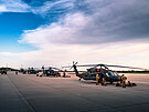 Stroje UH-60 Black Hawk americk 12. bojov vzdun brigdy se pipravuj na...