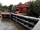 Praha v pohotovosti. Zvýená Vltava zavela náplavky i ertovku