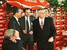Vclav Klaus na slavnostnm oteven vrobnho zvodu v Praze-Kyjch v roce 1991