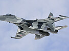 Su-35S je nejmodernjím sériov vyrábným ruským bojovým letounem, který krom...