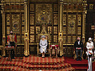 Královna Albta II., princ Charles a vévodkyn Camilla na slavnostním otevení...